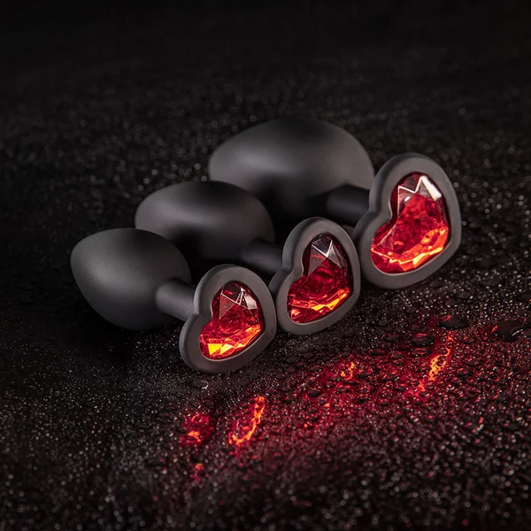 Blush Luxe Bling Plugs Training Kit Red Gems  - sada análnych kolíkov
