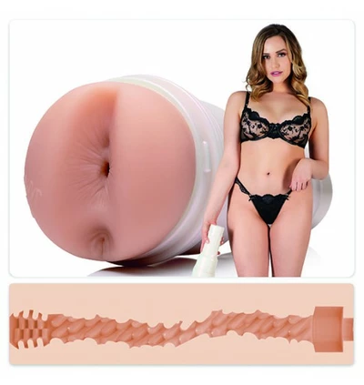 Fleshlight Mia Malkova Boss Level - masturbator