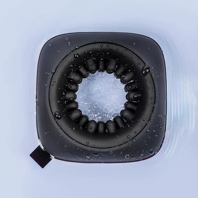 Satisfyer Ring Stroker - Poręczny masturbator z wibracjami 