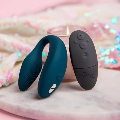 We-Vibe Sync 2, Velvet green - Vibrátor pre páry, fľaškovo zelený