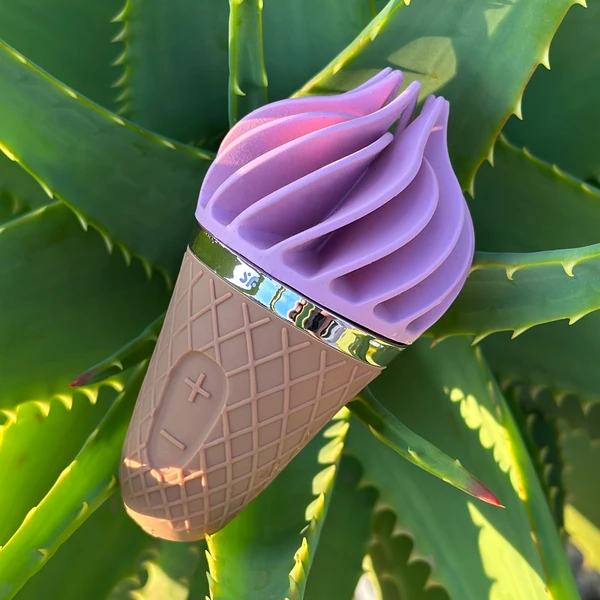 Satisfyer Sweet Treat Spinnator Pink  - Vibrátor na klitoris v tvare zmrzliny