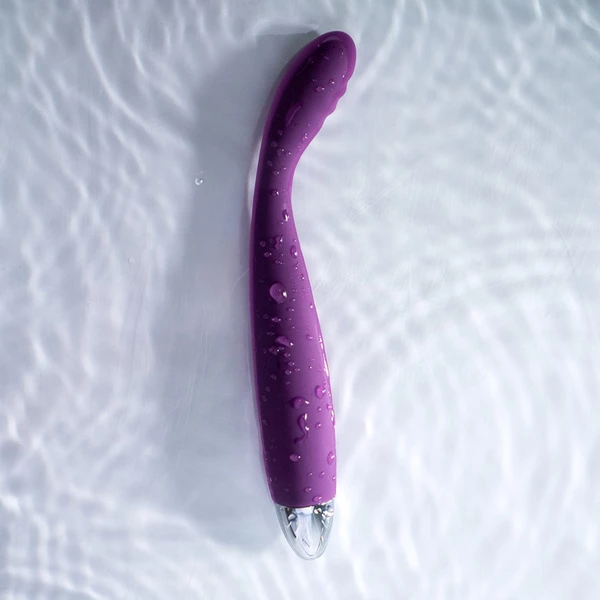 Svakom Cici Flexible Head Vibrator Violet  - Klasický vibrátor s flexibilným nástavcom Fialový
